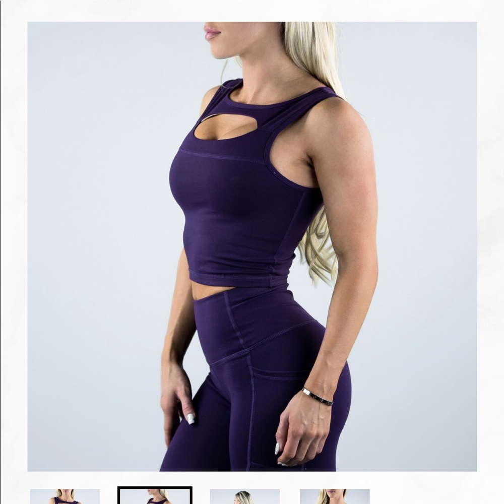 BuffBunny Peek A Boo Crop Top